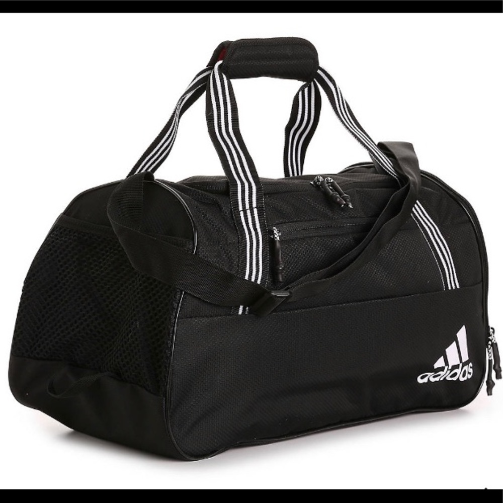 ✨{NWT} ADIDAS Squad IV Duffel Bag (Black/White) ✨